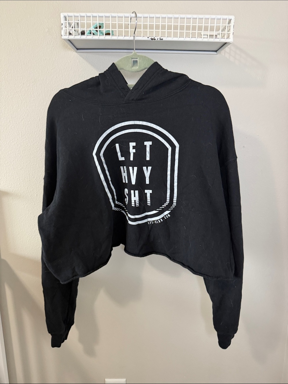 LFT HVY SHT Black Cropped Hoodie Sweatshirt